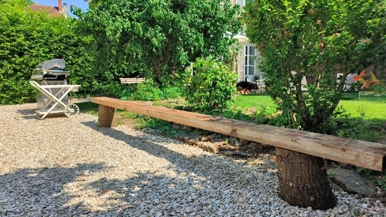 Le Grand Barrois Bed & Breakfast Crecy-la-Chapelle Екстериор снимка