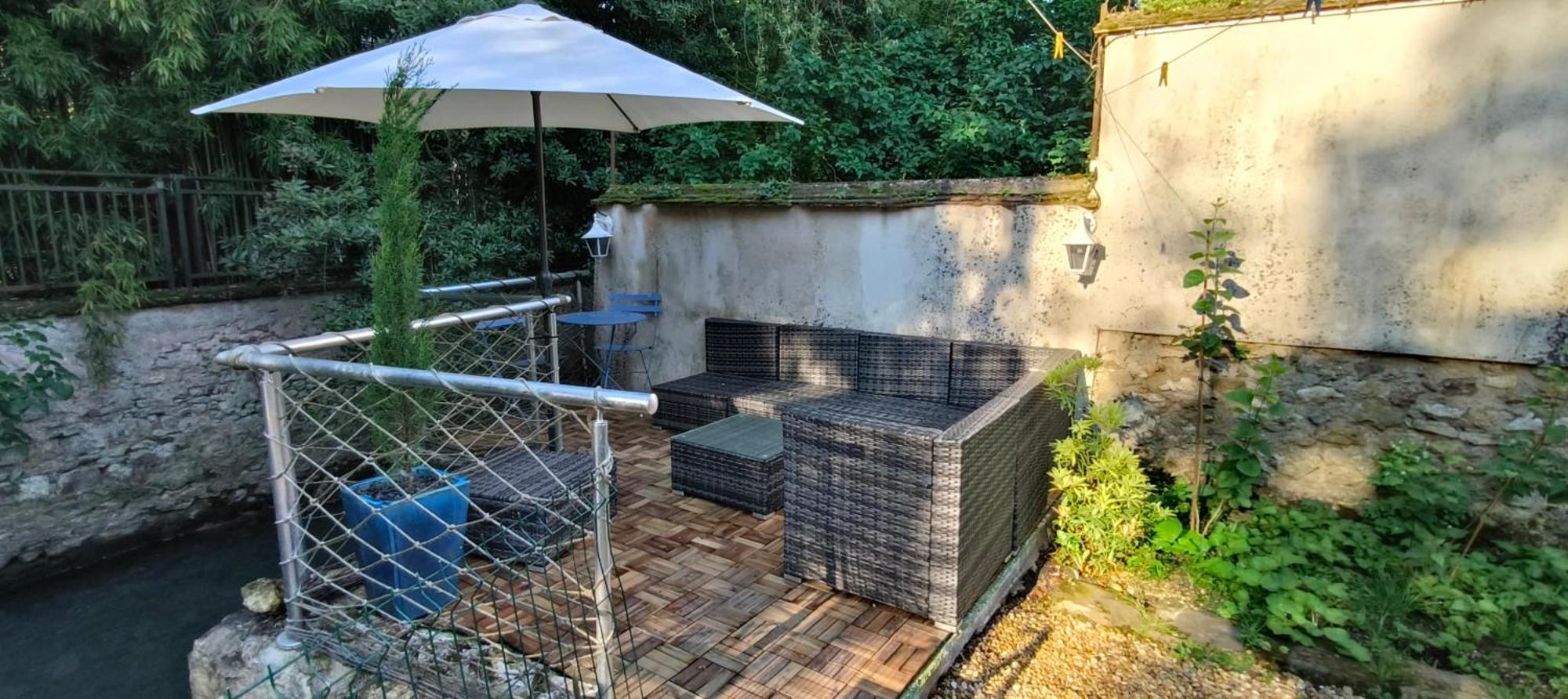 Le Grand Barrois Bed & Breakfast Crecy-la-Chapelle Екстериор снимка
